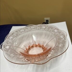La Furiste Rose 12" Flared Bowl by Glastonbury - Lotus
